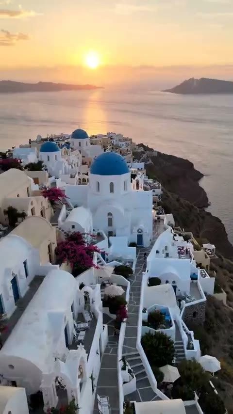 Travel Reel